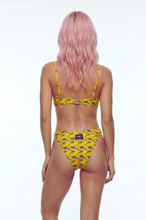 Akdeniz Gündoğumu ve Kılıç Balığı Desenli Premium Bandeau Bikini Üstü