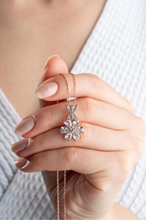925 Ayar Gümüş Zirkon Taşlı Lotus Çiçeği Kolye