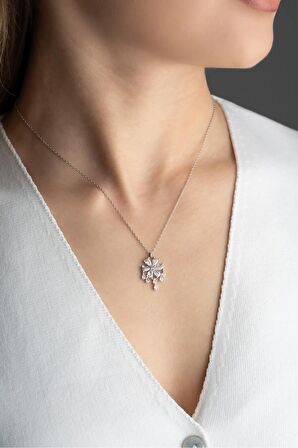 925 Ayar Gümüş Işıklı Kutuda Lotus Çiçeği Kolye