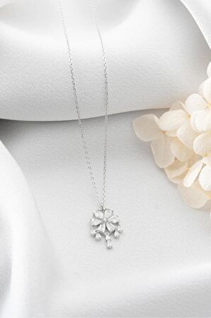 925 Ayar Gümüş Işıklı Kutuda Lotus Çiçeği Kolye