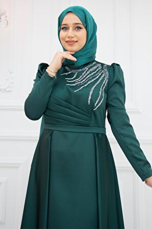 Amine Hüma Berceste Saten Abiye Zümrüt