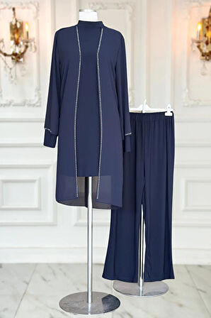 Amine Hüma Sezen Abiye Takım Lacivert