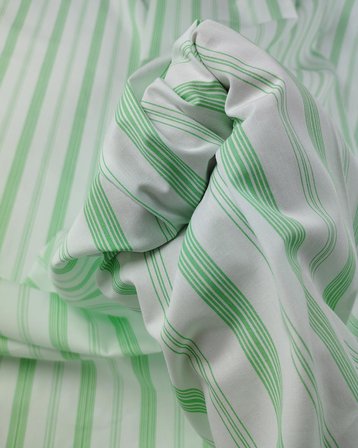 Yeşil Beyaz Çizgili Poplin Kumaş En: 150cm