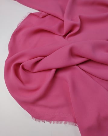 Şeker Pembe Renkte Krep Şifon Kumaş 145x300cm