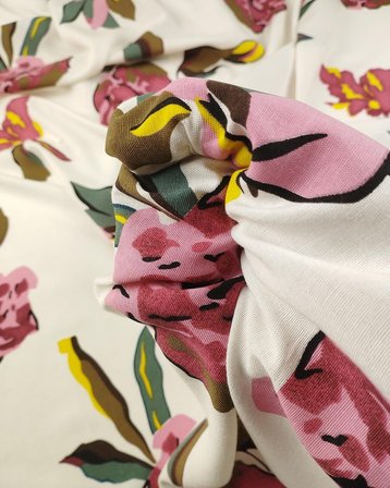 Ekru Üzeri Pembe Çiçekli Alaçatı Keten Kumaş En: 150cm