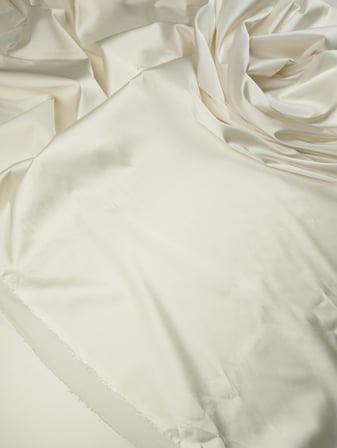 TELALI Krem Renkte İnce Saten Kumaş 140x200cm