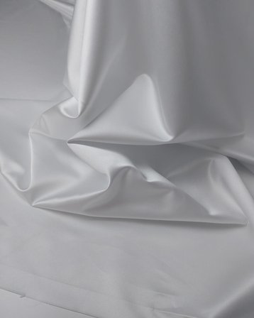 Beyaz Renkte Tok Saten Kumaş 140x160cm