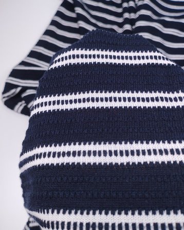 Siyah Beyaz Çizgili Triko Örme Kumaş İnce Yumuşak Hırkalık & Kazaklık 190x260cm