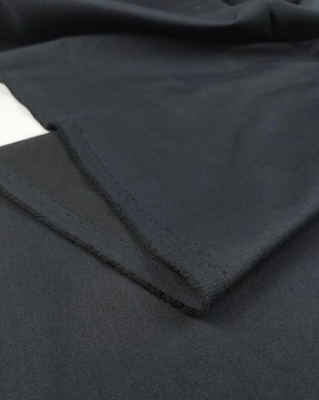Antrasit Siyah arası Renkte Pamuk Sentetik Dokuma Kumaş
 (En 130 cm x
 Boy 120 cm)
