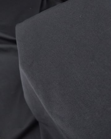 Antrasit Siyah arası Renkte Pamuk Sentetik Dokuma Kumaş
 (En 130 cm x
 Boy 120 cm)