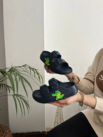 Ayfox Timsah Figürlü Çift Tokalı Anatomik Yüksek Taban Ultra Hafif Kaydırmaz Plaj Havuz Günlük Çocuk Terlik 