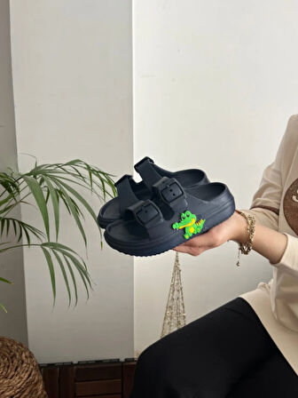 Ayfox Timsah Figürlü Çift Tokalı Anatomik Yüksek Taban Ultra Hafif Kaydırmaz Plaj Havuz Günlük Çocuk Terlik 