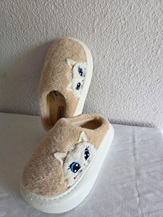 Kadın Kedili Peluş Rahat Ev Terliği 25BNT133