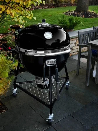 Weber Summit® Kamado E6 Kömürlü Barbekü – Ø 61 cm | Gazsız çift cidarlı çelik kazan