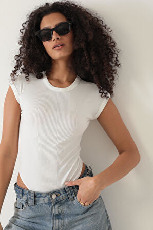 Amida Beyaz Fitilli Görünümlü Bisiklet Yaka Kısa Kollu Çıtçıtlı Bodysuit- 2409