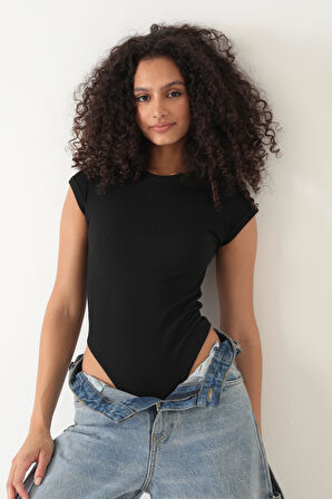 Amida Siyah Fitilli Görünümlü Bisiklet Yaka Kısa Kollu Çıtçıtlı Bodysuit- 2409