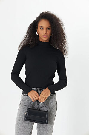 Siyah Yarım Balıkçı Yaka Baby Overlok Bitiş Detaylı Fitilli Uzun Kollu Kadın Bluz- 2461