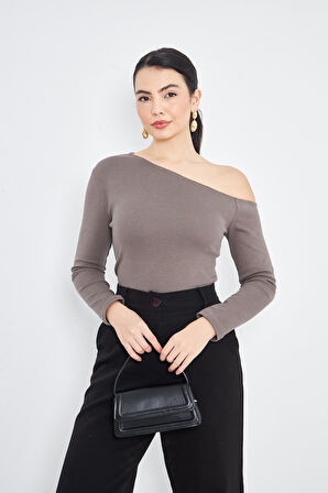  Vizon Asimetrik Yaka Tek Omuz Açık Uzun Kollu Kadın Fit Bluz - 2463