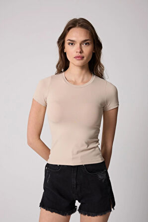 Kadın T-Shirt Likralı Slim Fit Kısa Kol Bisiklet Yaka Bej Basic - 2503