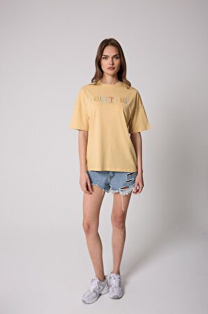 Kadın T-Shirt Sarı Culture Nakışlı Oversize Basic - 2508