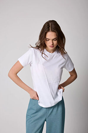Kadın T-Shirt Beyaz Parçalı Dikiş Detaylı Regular Fit Basic - 2509