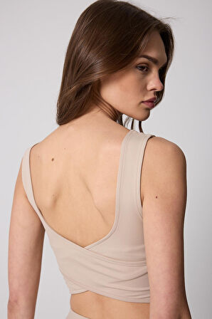 Kadın Bej Sırtı Çapraz V Detaylı Likralı Crop Büstiyer - 2514