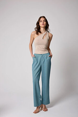 Kadın Bej Modal Karışımlı Dekolteli Asimetrik Bluz - 2516