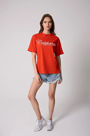 Kadın Kırmızı Oversize T-Shirt California Baskılı - 2517