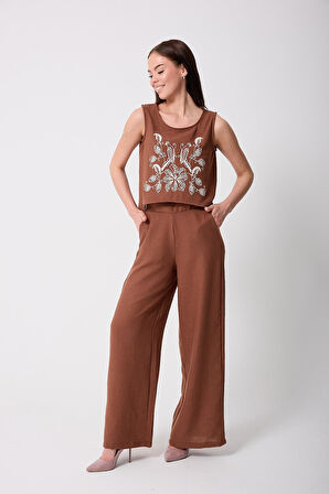 Kadın Kahve Müslin Keten Önü Nakışlı Tasarım Crop Bluz - 2521