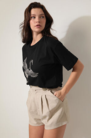 Siyah Önü Leylek Nakışlı Bisiklet Yaka Oversize Kısa Kollu Kadın T-shirt- 2421
