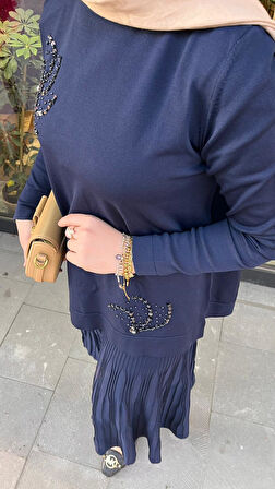 Nuss 1352 Boncuk İşlemeli Etekli Takım Lacivert