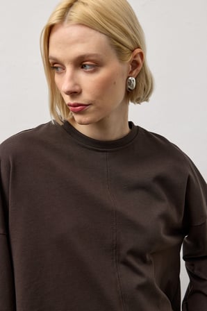 Kahverengi Dikiş Detaylı Bisiklet Yaka Basic T-Shirt