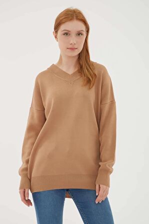 V Yaka Kazak Camel