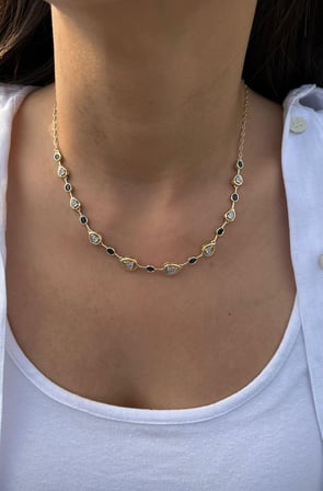 Mavi Sıra Taşlı Kolye