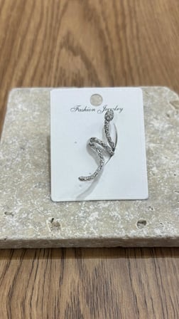 Yılanlı Silver Kıkırdak Küpe