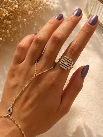 Sıra Taşlı Sekizgen Gold Küpe