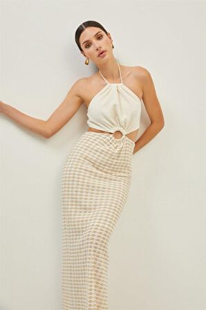 Ekru-Bej Cut Out Detaylı Dokulu Midi Boy Elbise