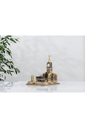 Mescid-i Haram Altın Boyut: 26x26 Boy:28 Cm. Saat Çalışır Durumda (TESCİLLİ MARKA)
