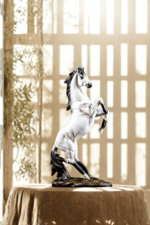 Hanlar Home Beyaz Dekoratif Şahlanan At - Ofis ve Ev Hediyelik