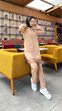 Fermuarlı Kapşonlu Dantel Desenli Tunik Pantolon İkili Spor Takım - 71158.026 - Bej