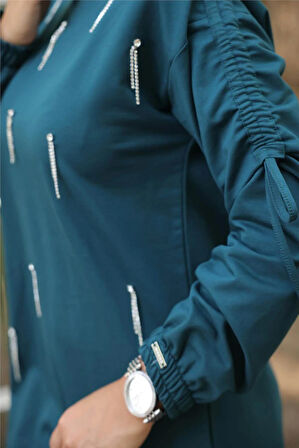 O Yaka Koldan Bağcıklı Taş Detaylı İkili Tesettür Eşofman Takımı - 71208.208 - Koyu Petrol