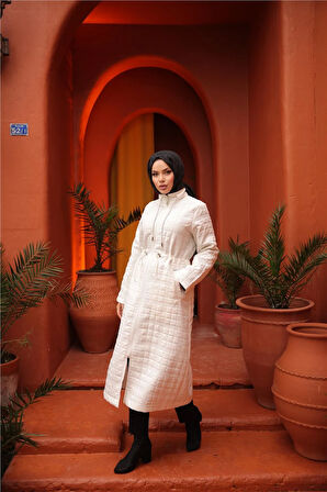 Fermuarlı Balıkçı Yaka Belden Bağcıklı Kapitone Şık Spor Kap - 71239.023 - Krem