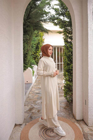 Düğmeli Yırtmaçlı Büzgü Kollu Uzun Tunik İkili Tesettür Eşofman Takımı - (38-46) - 71279 - Bej