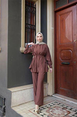 Belden Bağcıklı Büzgülü Kısa Tunik İkili Tesettür Eşofman Takımı - (38-46) - 71298 - Kahverengi