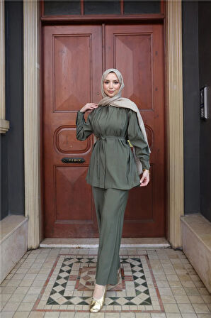 Belden Bağcıklı Büzgülü Kısa Tunik İkili Tesettür Eşofman Takımı - (38-46) - 71298 - Haki