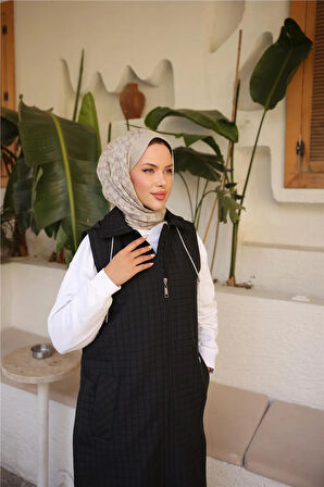 Kapşonlu Fermuarlı Kolsuz Yandan Cepli Kapitone Yelek - (38-46) - 71311 - Siyah