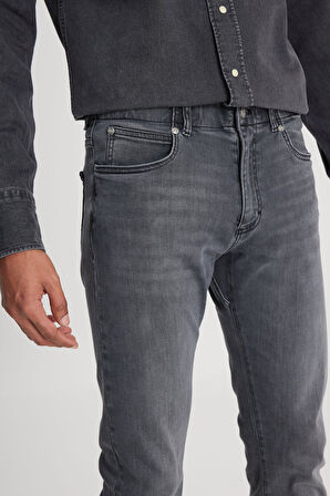 Extreme Motion Slim Tapered Jean Pantolon Copper Falls