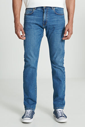 Extreme Motion Slim Tapered Jean Pantolon Luman