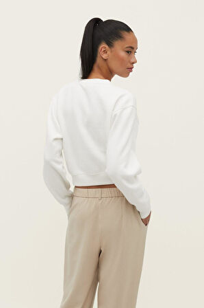 Ekru %100 Pamuk Kadın Basic crop bisiklet yaka uzun kollu sweatshirt