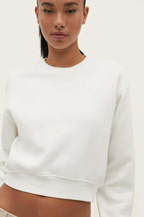 Ekru %100 Pamuk Kadın Basic crop bisiklet yaka uzun kollu sweatshirt